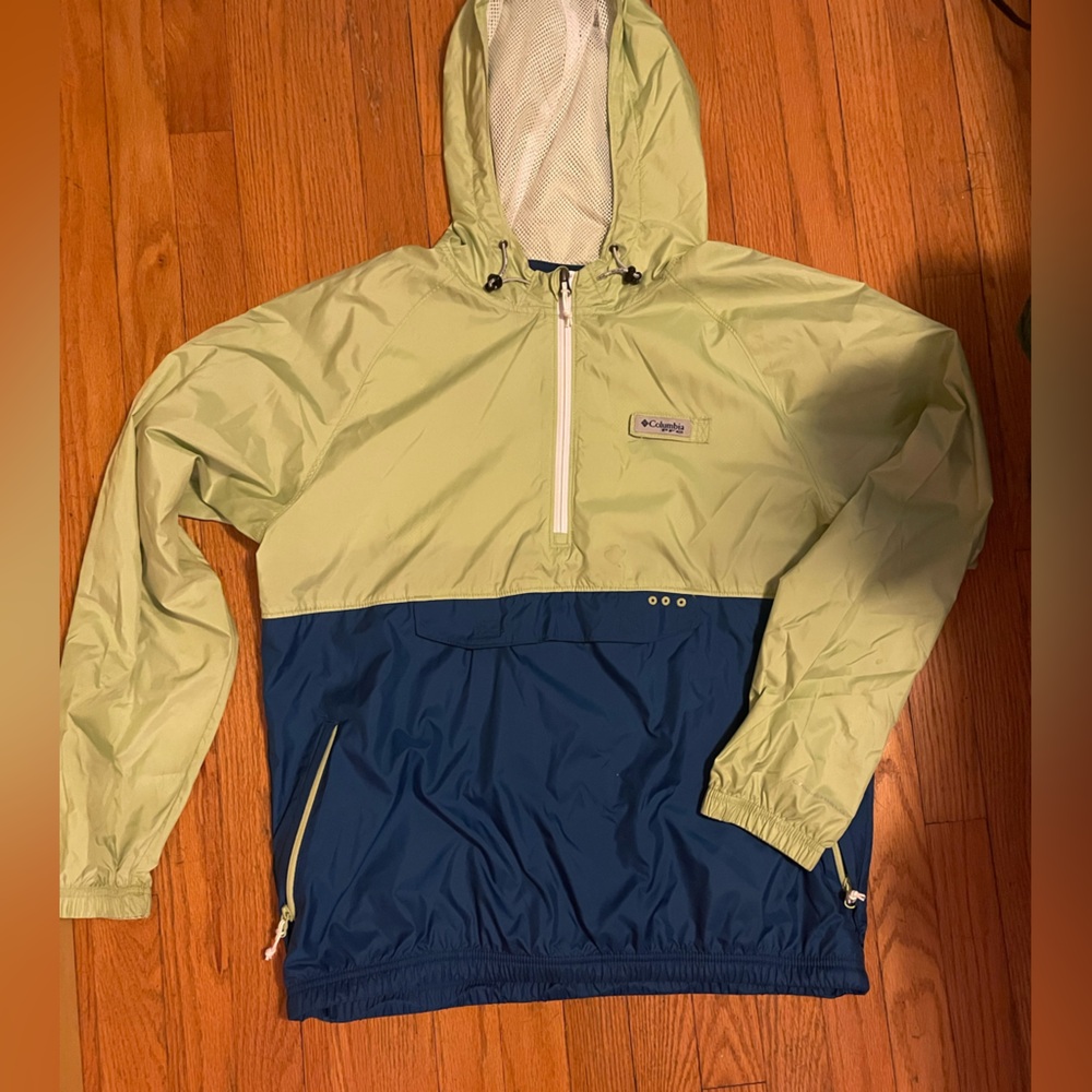 Columbia PFG terminal spray jacket